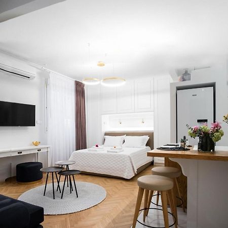 Kaplanon Residence Kolonaki เอเธนส์ ภายนอก รูปภาพ